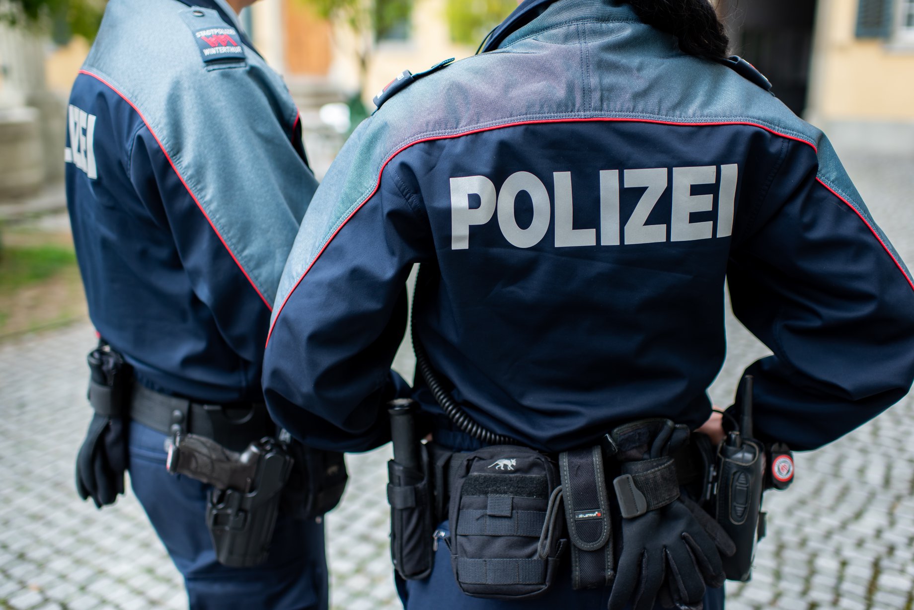 Winterthur ZH: Unbewilligte Protestaktion stört Kundgebung – 16 Anzeigen folgen