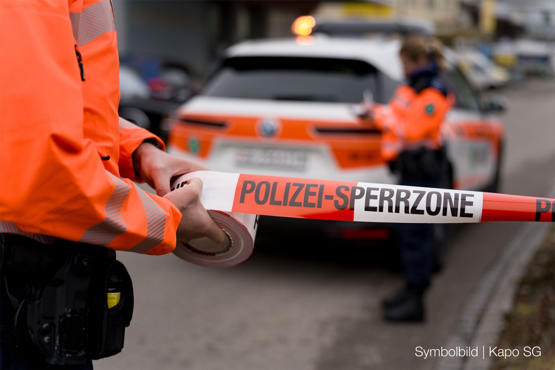 Altst-tten-SG-Gewalt-nahe-Bahnhof-Rega-fliegt-schwer-verletzten-Mann-ins-Spital