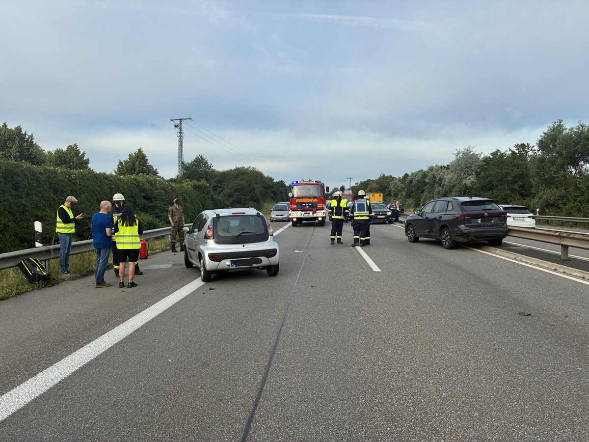Dannstadt-Schauernheim, Rheinland-Pfalz: Drei Fahrzeuge kollidieren auf A65