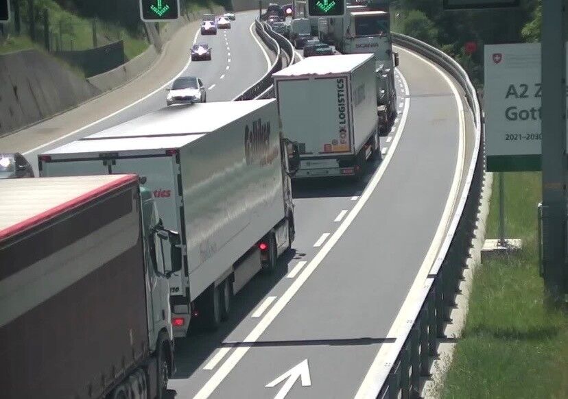Schweiz-TCS-warnt-vor-Mega-Staus-am-Gotthard-drohen-kilometerlange-Kolonnen