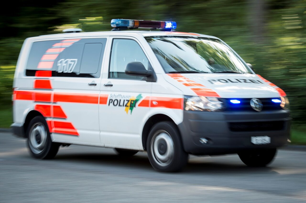 Hallau-SH-Lernfahrer-rast-mit-148-km-h-durchs-Dorfgebiet-und-wird-gefasst