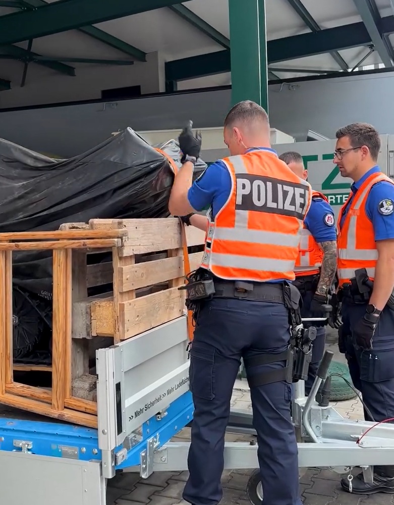 Chur-GR-Kantonspolizei-sensibilisiert-f-r-korrekte-Ladungssicherung