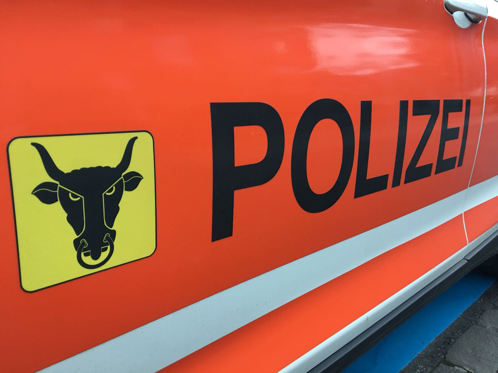 spiringen-ur-grossbrand-in-schreinerei-gel-scht-brandursache-weiterhin-unklar