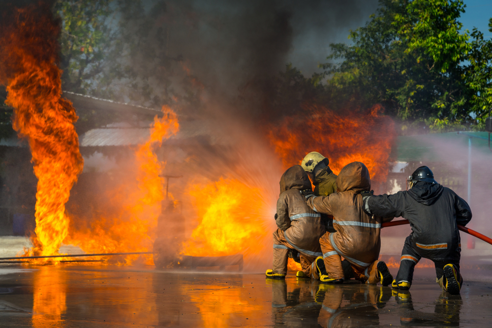 Irschen-K-rnten-Gro-brand-zerst-rt-Stall-Wohnhaus-konnte-gerettet-werden