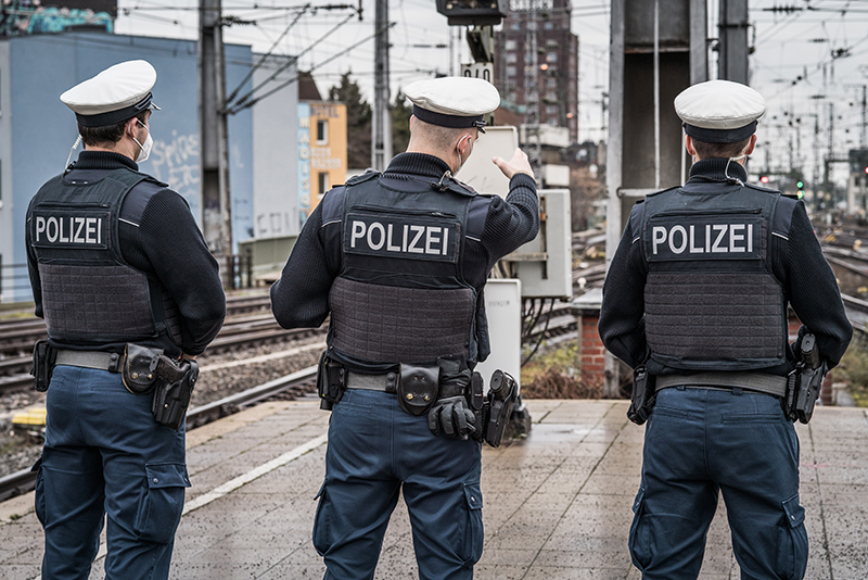 Erfurt-TH-Pizzadieb-im-Hauptbahnhof-erwischt-Polizei-entdeckt-offenen-Pf-ndungsbeschluss